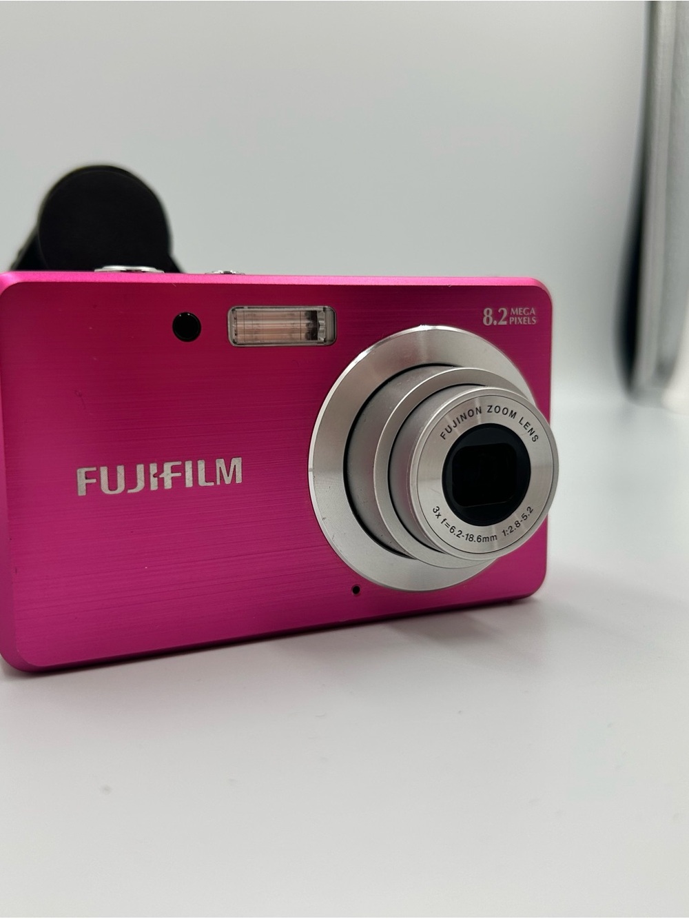 Fujifilm j12 8.2MP Pink Compact vintage Digital Camera